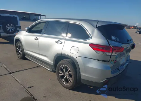 2019 Toyota Highlander Le z USA, uszkodzony, nr VIN 5TDZZRFH4KS301983